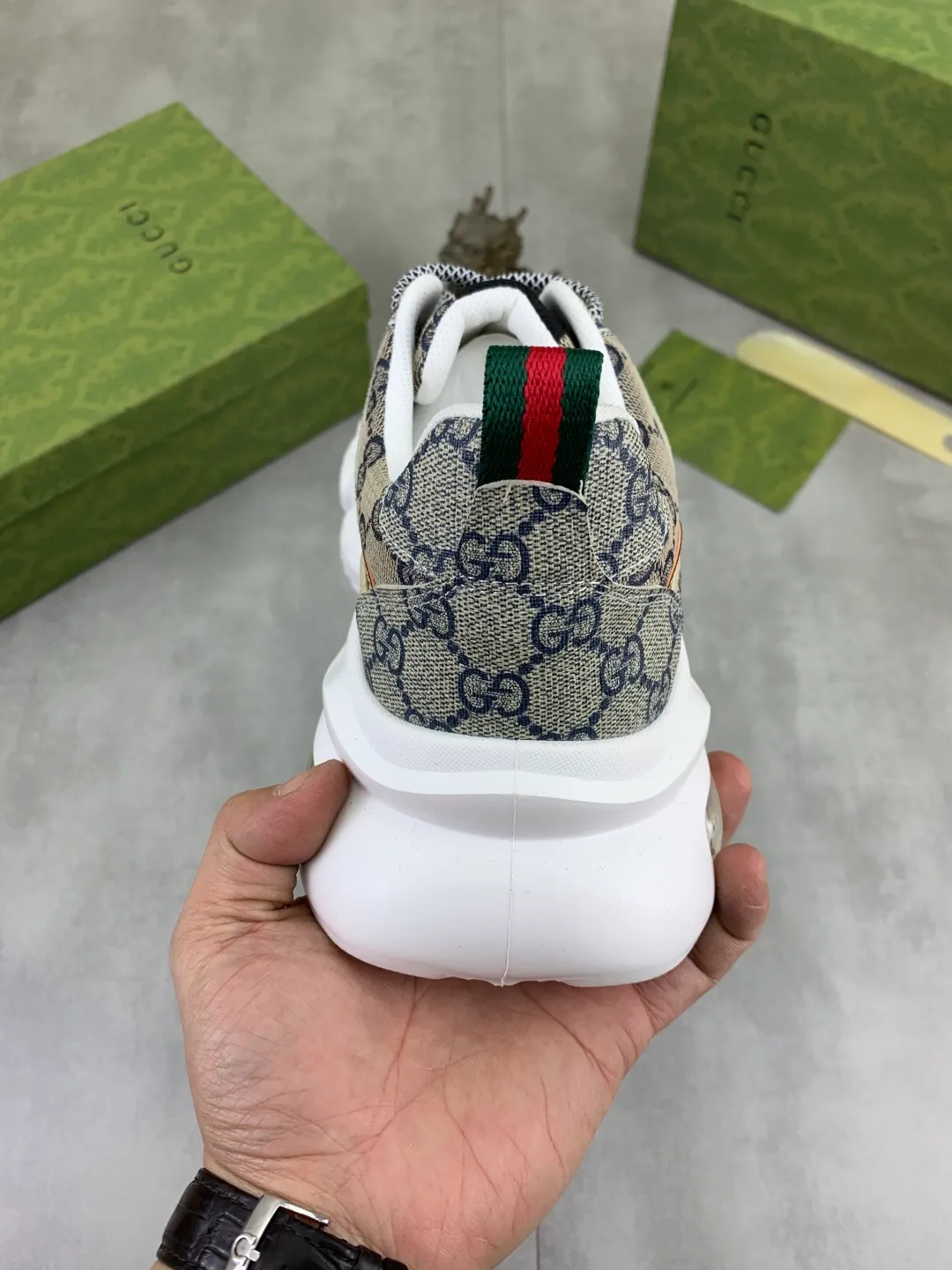 Men's men's shoes 💰P440💰 [New model] (GUCCI) official website's latest 🎁🎁casual and fashionable men's shoes 👟, hot style 💥 style is simple and elegant, exclusive for trendy men. Unique official website's latest brand double G elements Original 👑Gucci decoration, fashionable and generous, the fabric is original frosted calfskin✅Fully imported first-layer pigskin lining, the official website specifies wear-resistant, lightweight original rubber casual outsole, the classic model is taken in real life🎬38-44 4️⃣ colors available